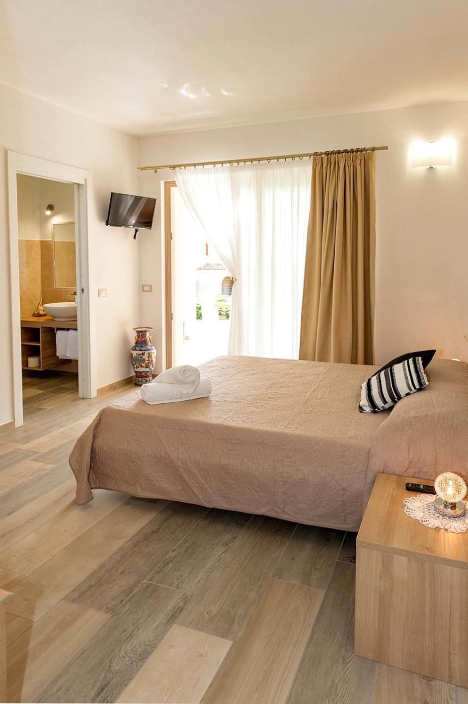 Molarotto Camere Con Angolo Cottura San Teodoro  Εξωτερικό φωτογραφία