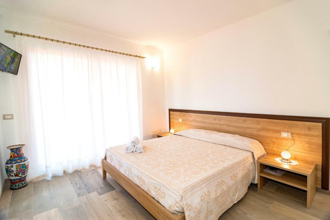 Molarotto Camere Con Angolo Cottura San Teodoro  Εξωτερικό φωτογραφία